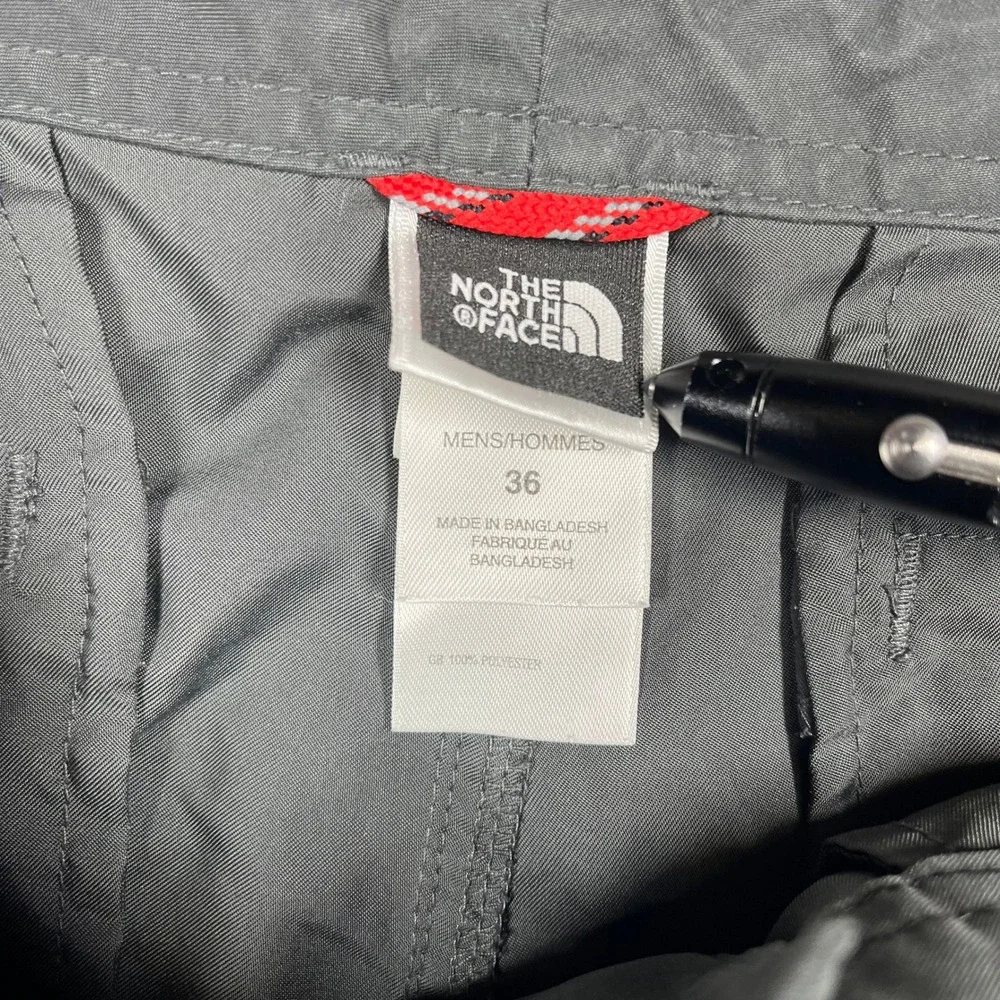 The North Face Mens Gray Hiking Cargo Pants Size 36 Straight Leg Outdoor Utility